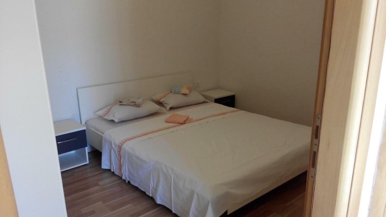 פונאנט Ivica Apartments מראה חיצוני תמונה